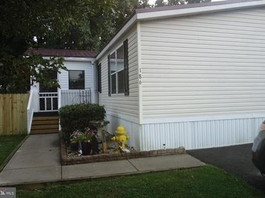 186 CONODOGUINET MOBILE ESTATE, NEWVILLE, PA 17241