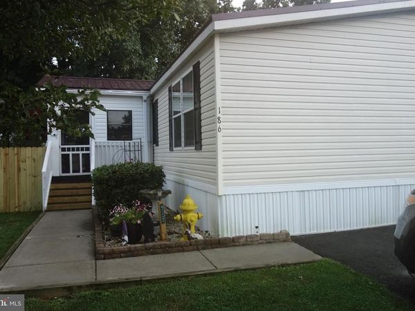 186 CONODOGUINET MOBILE ESTATE, NEWVILLE, PA 17241