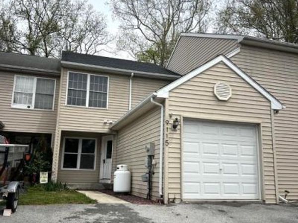 9115 JOYCE LANE, HUMMELSTOWN, PA 17036