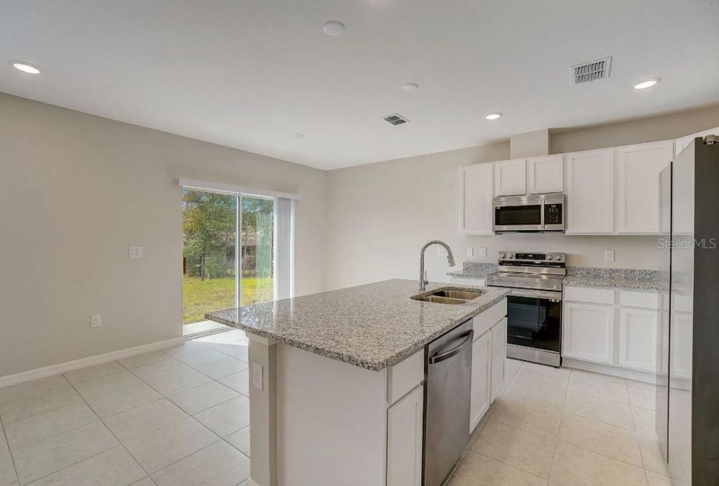 616 Broadoak Drive , Dundee, FL 33838 Photo