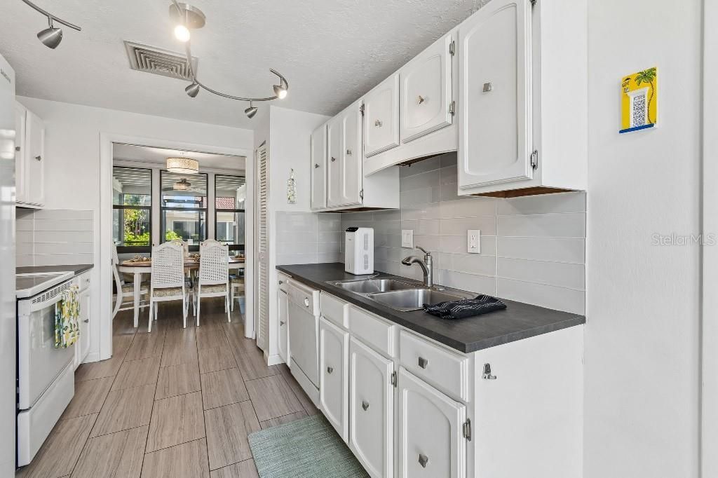 500 Park Boulevard S, Unit 24, Venice, FL 34285 Photo
