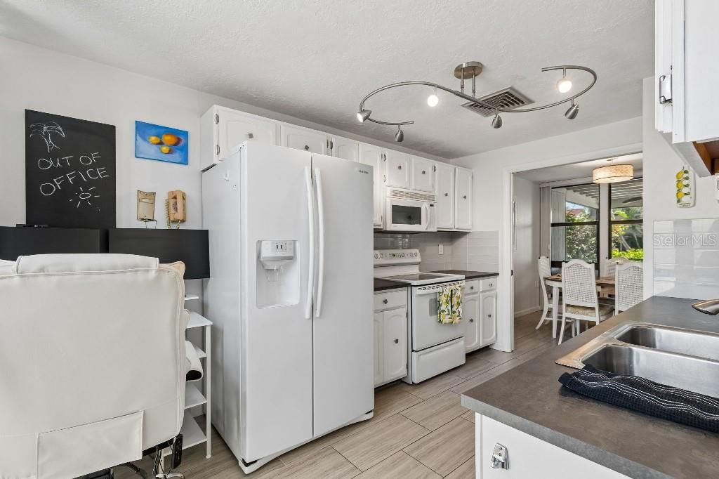 500 Park Boulevard S, Unit 24, Venice, FL 34285 Photo
