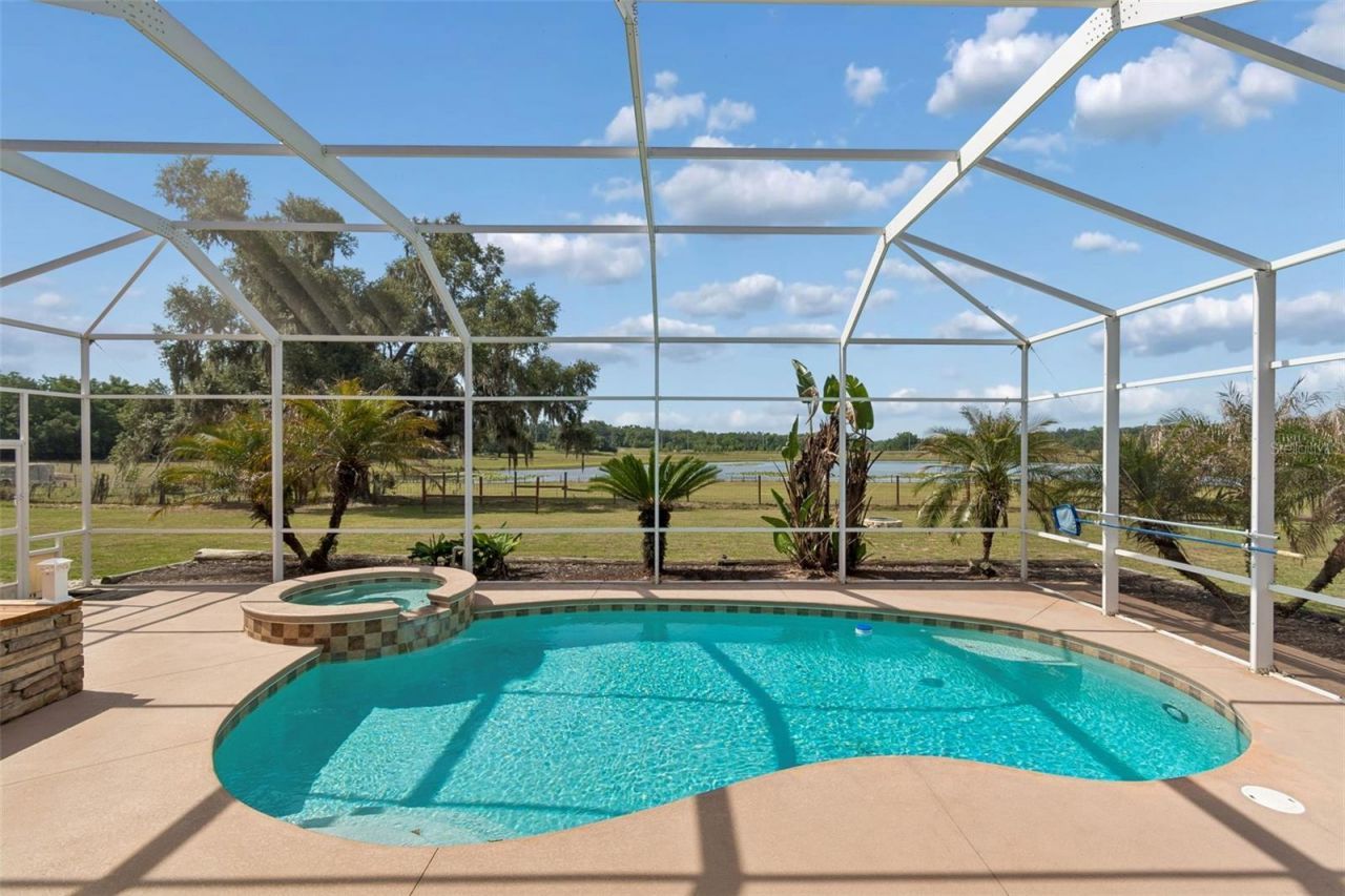 35400 Lake Ray Drive, Dade City, FL 33525 Photo