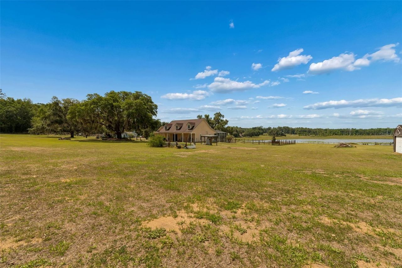 35400 Lake Ray Drive, Dade City, FL 33525 Photo
