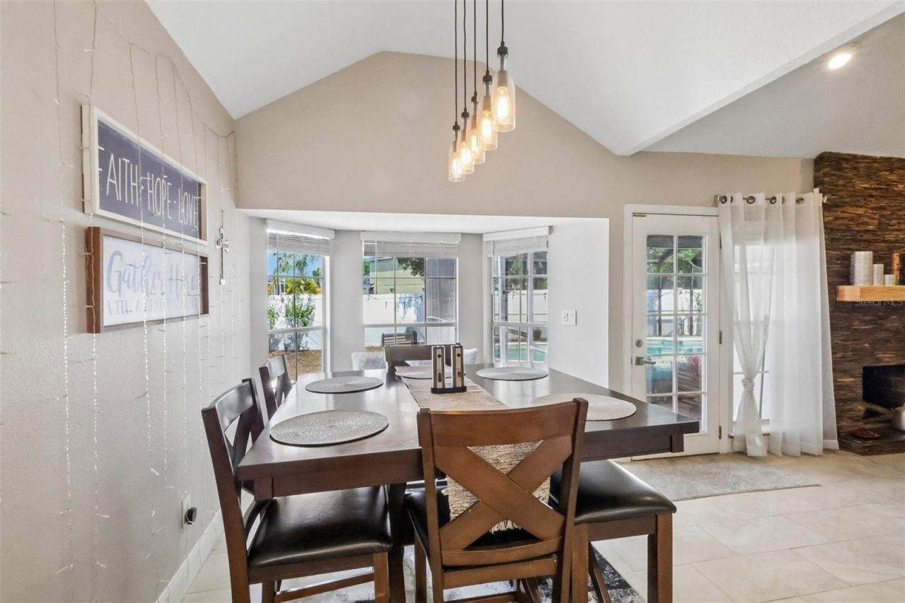 1012 Corkwood Drive, Oviedo, FL 32765 Photo