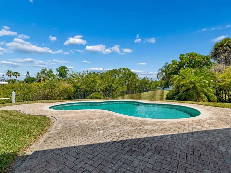 Property Image 60
