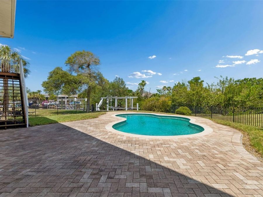 Property Image 61