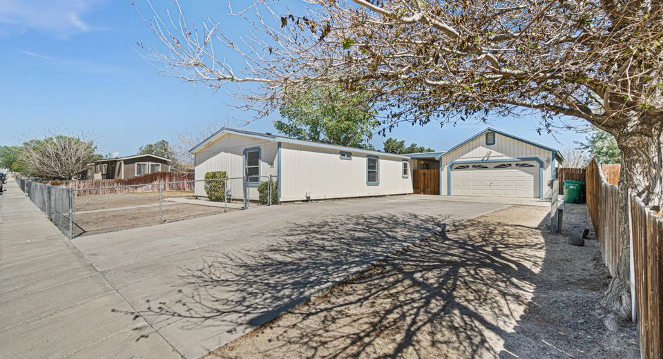 812 Scott Drive, Fernley, NV 89408 Photo