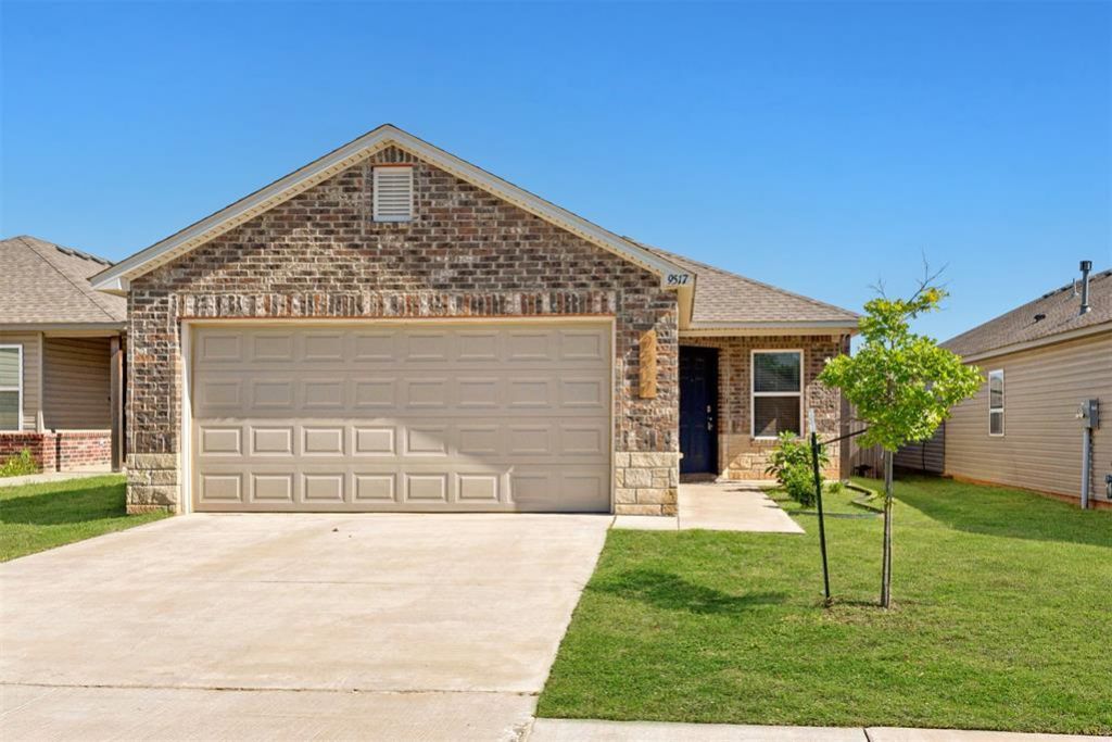 9517 NW 116th Court, Yukon, OK 73099 Main Photo