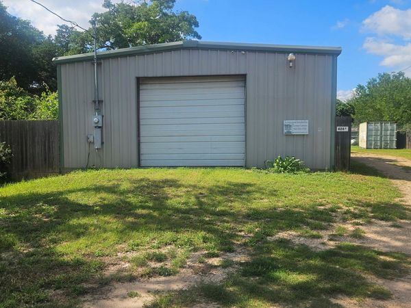 426 State Highway 21 W Unit A, Cedar Creek, TX 78612