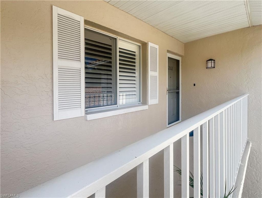 5908 Cranbrook Way , Unit I202, Naples, FL 34112 Photo