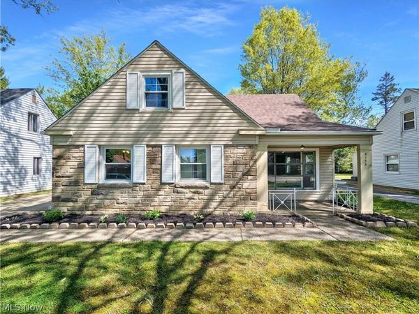 4135 Eastway Road , Cleveland, OH 44121