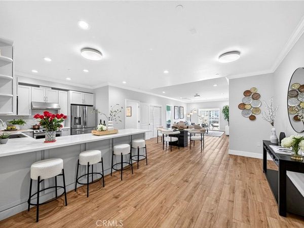 944 S Serrano Avenue, Unit 306, Los Angeles, CA 90006