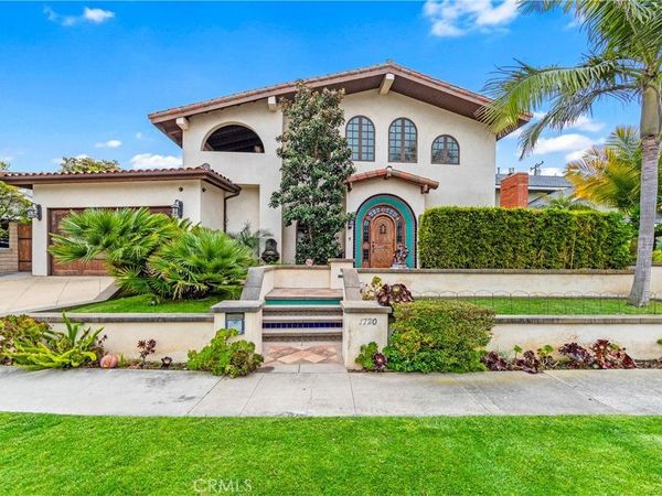 1720 Crestview, Seal Beach, CA 90740