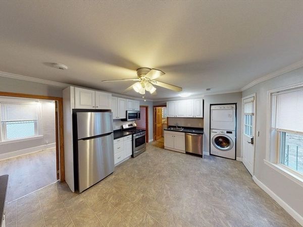 22-24 Gladstone Street, Unit 2, Everett, MA 01249