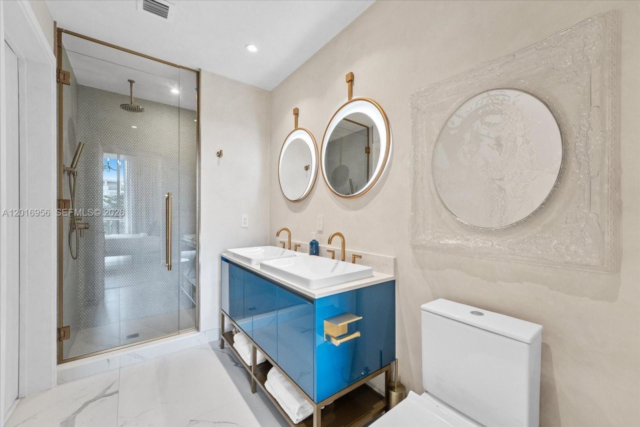 2678 Tigertail Ave, Unit 315, Miami, FL 33133 Photo