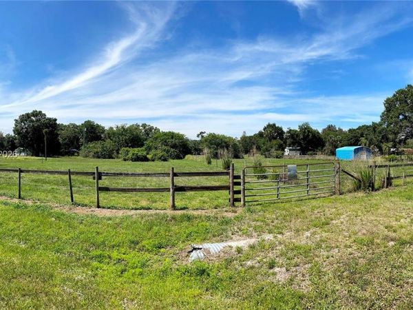 7105 NE 2nd , Okeechobee, FL 34974