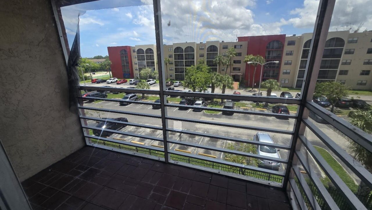 2800 NW 56th Avenue, Unit G406, Lauderhill, FL 33313 Photo