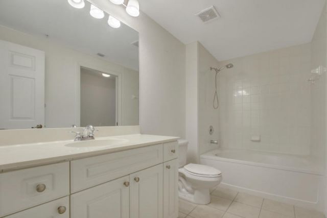 2726 Anzio Court, Unit 107, Palm Beach Gardens, FL 33410 Photo