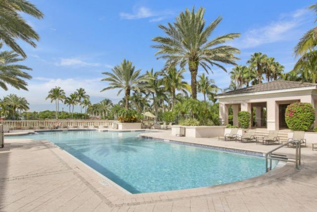 2726 Anzio Court, Unit 107, Palm Beach Gardens, FL 33410 Photo