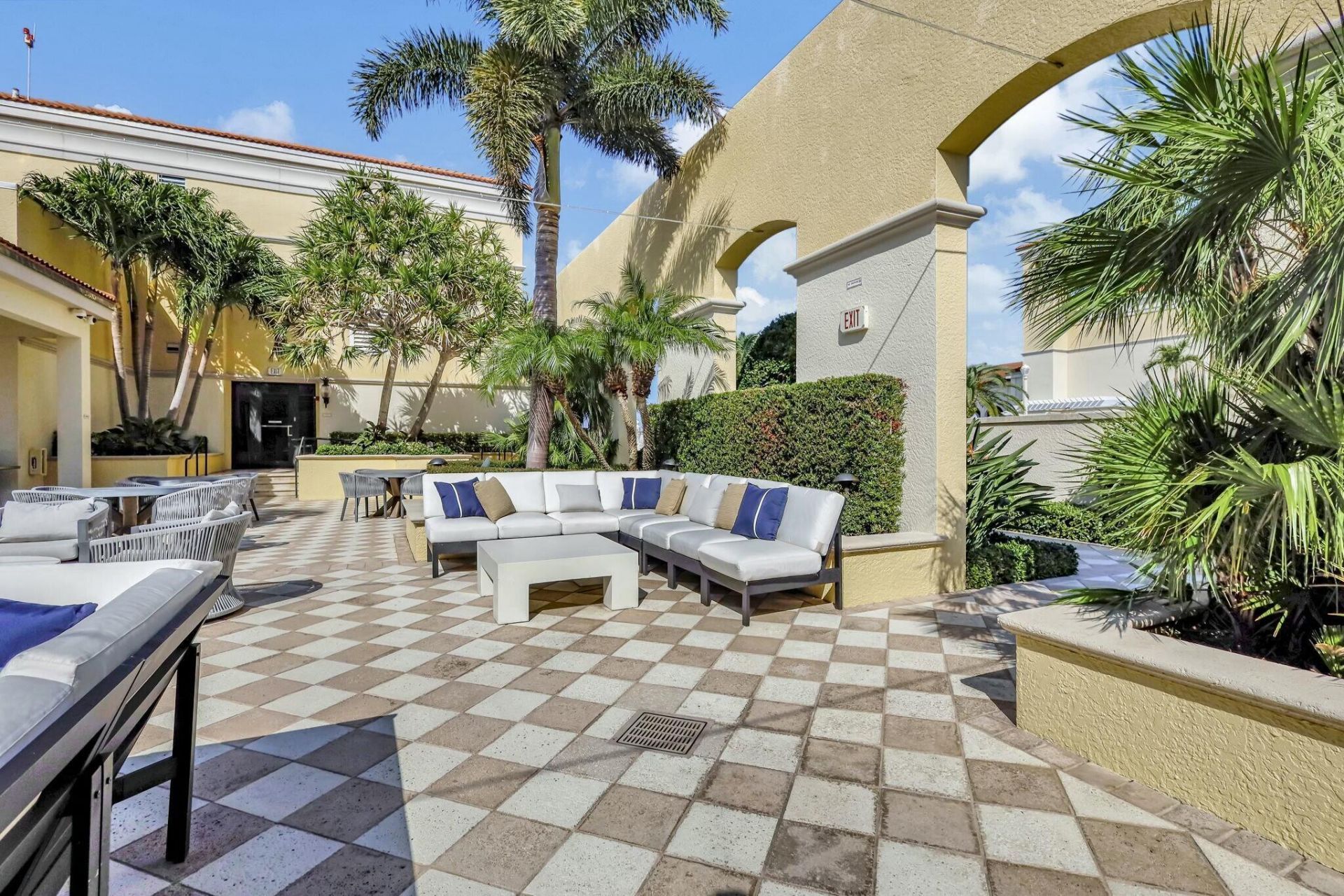 701 S Olive Avenue, West Palm Beach, FL 33401 Photo