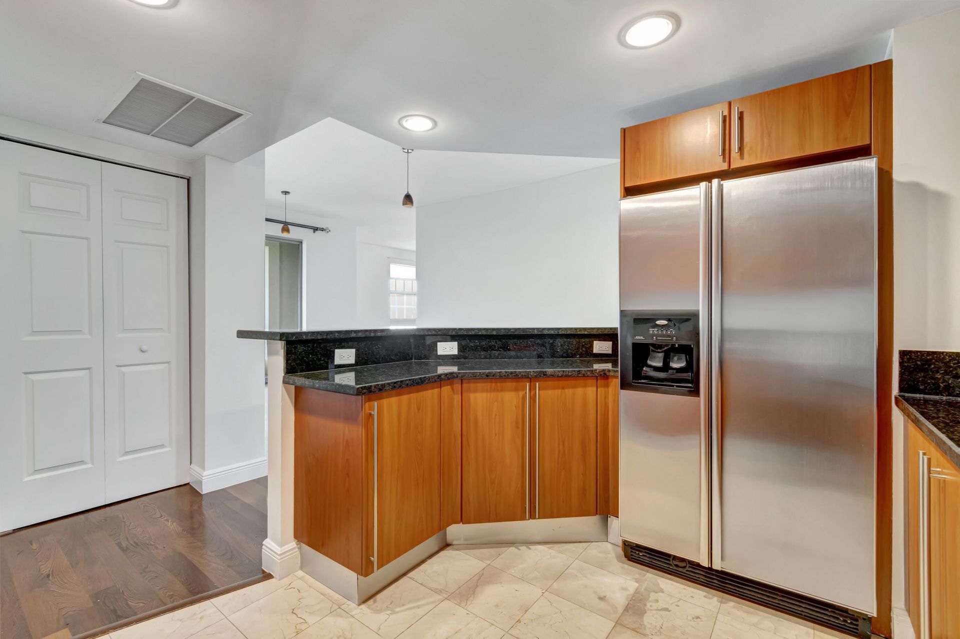 610 Clematis Street, Unit 833, West Palm Beach, FL 33401 Photo