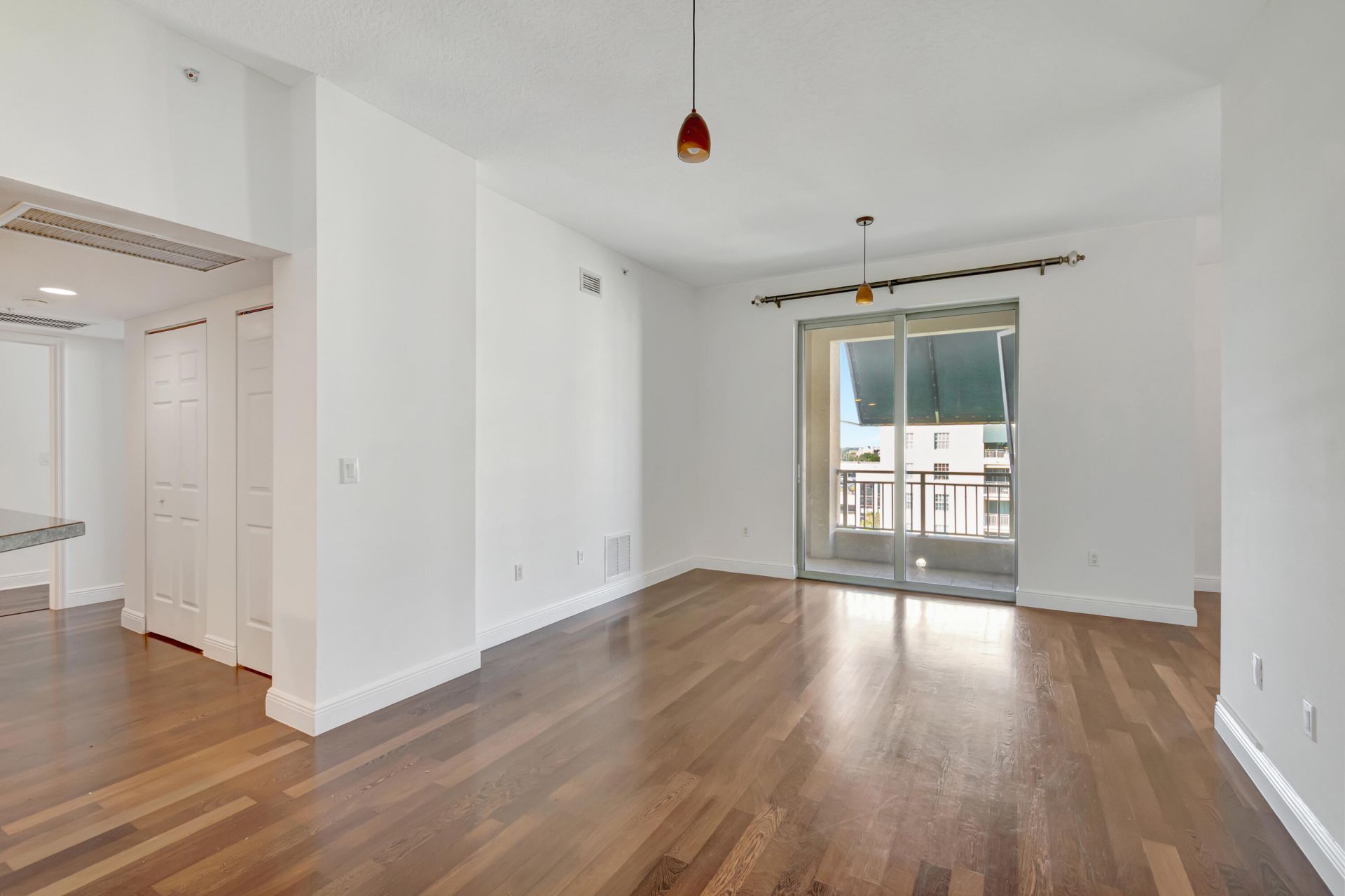 610 Clematis Street, Unit 833, West Palm Beach, FL 33401 Photo