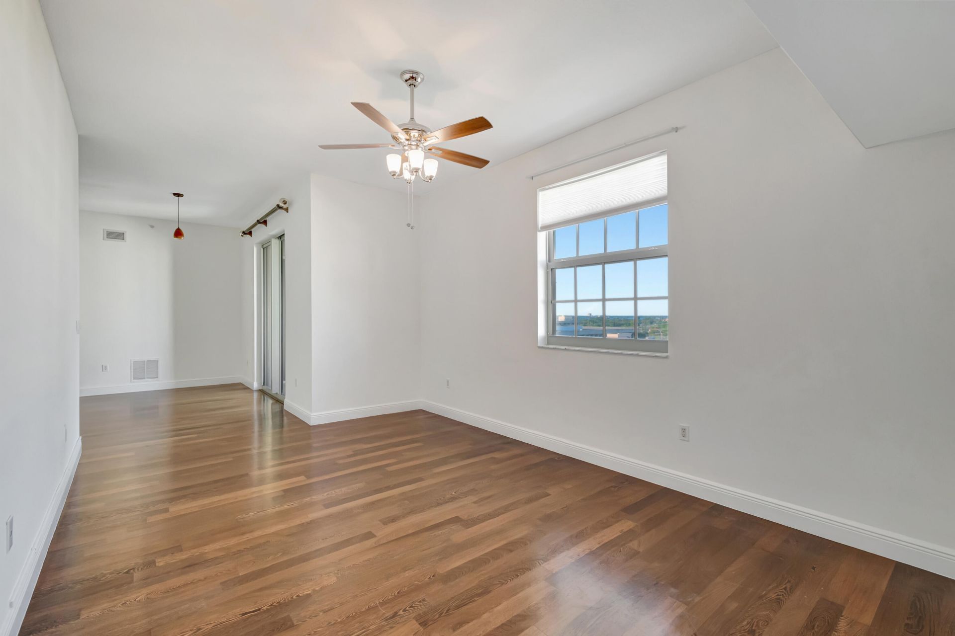 610 Clematis Street, Unit 833, West Palm Beach, FL 33401 Photo