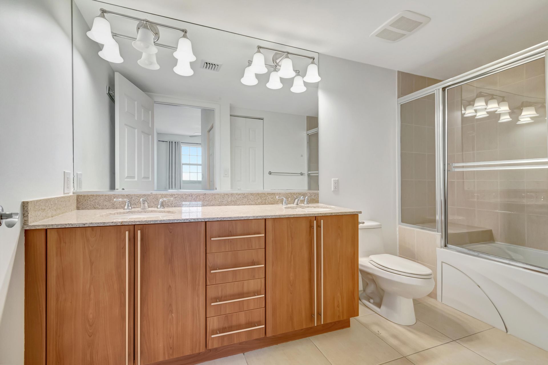 610 Clematis Street, Unit 833, West Palm Beach, FL 33401 Photo