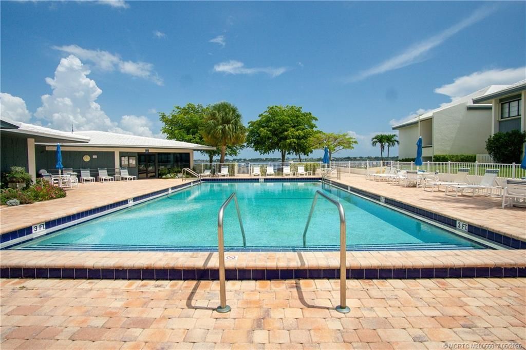 175 SE Saint Lucie Boulevard, Unit H-186, Stuart, FL 34996 Photo