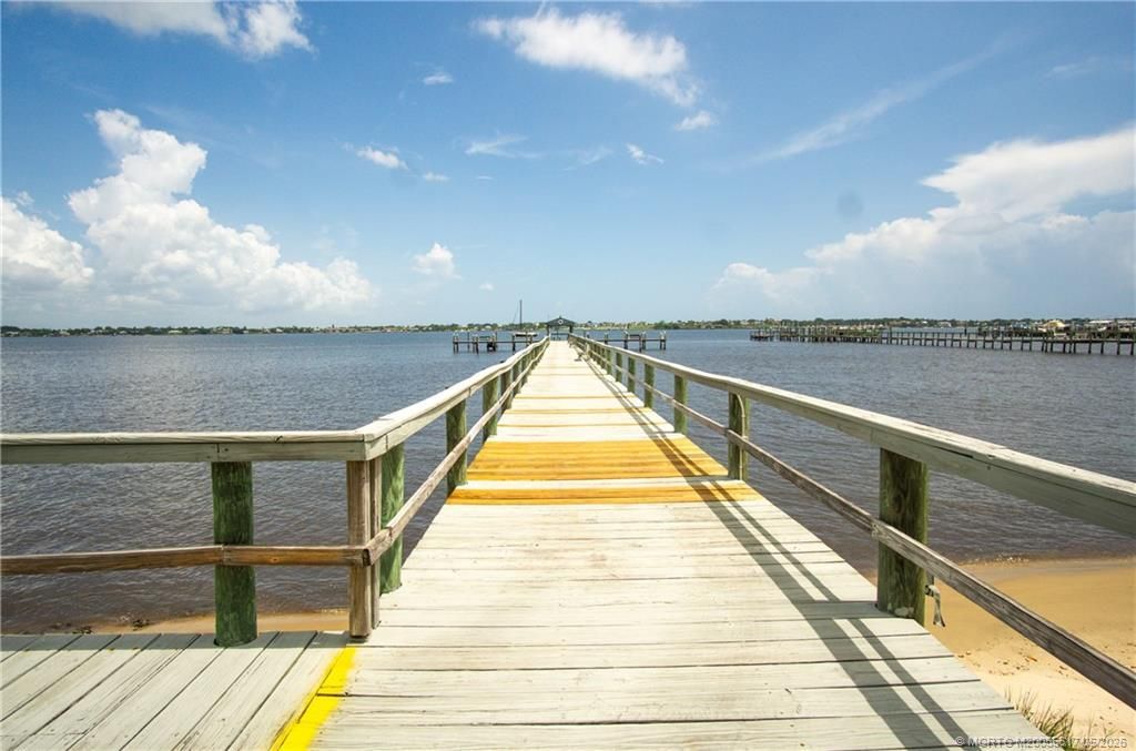 175 SE Saint Lucie Boulevard, Unit H-186, Stuart, FL 34996 Photo