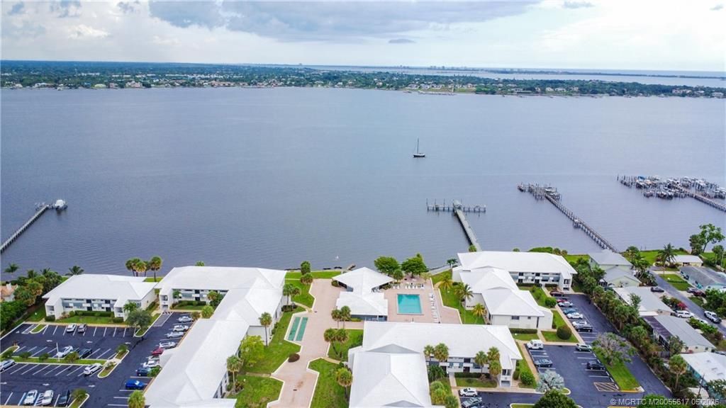 175 SE Saint Lucie Boulevard, Unit H-186, Stuart, FL 34996 Photo