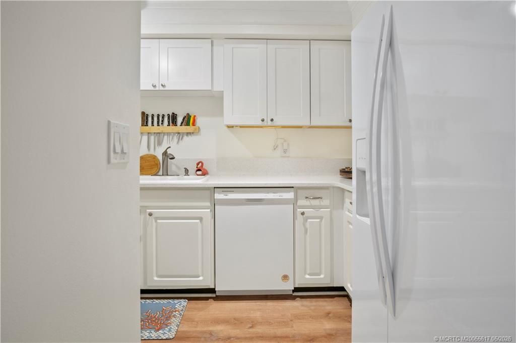 175 SE Saint Lucie Boulevard, Unit H-186, Stuart, FL 34996 Photo
