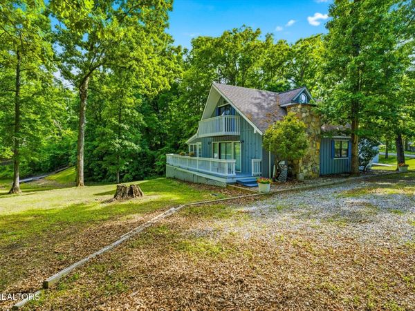 915 Leisure Lane, Sevierville, TN 37876