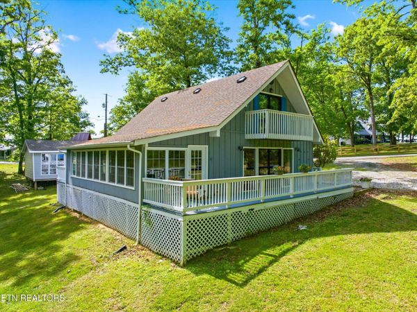 915 Leisure Lane, Sevierville, TN 37876