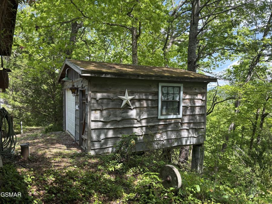 Property Image 37