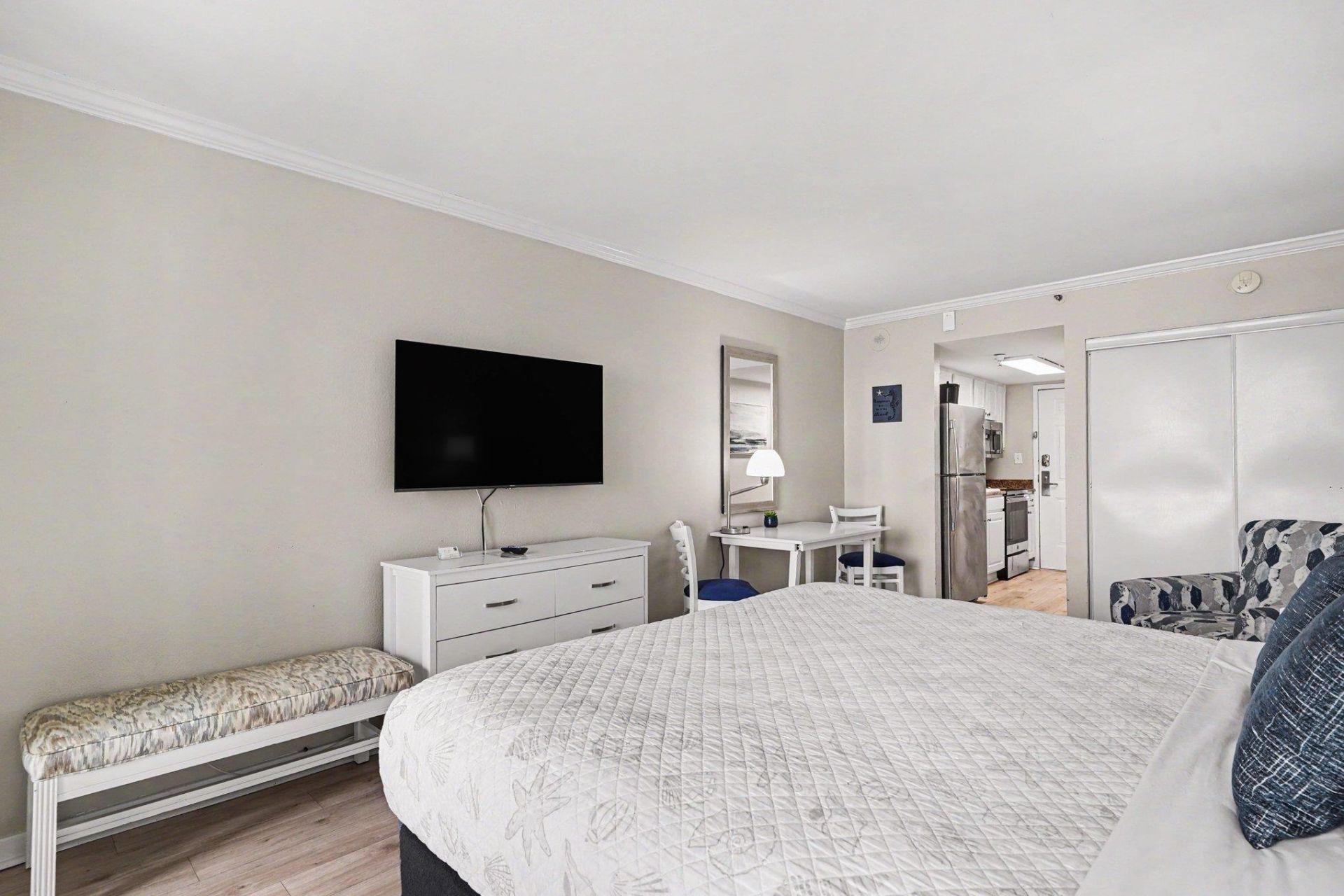 2710 N Ocean Blvd.  Photo 8