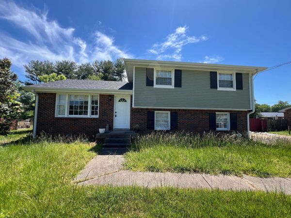 307 Dale Ter , Clarksville, TN 37042
