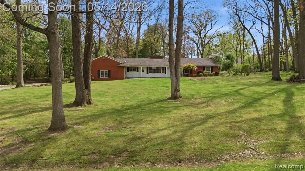 1509 Sodon Lake Drive, Bloomfield Hills, MI 48302 Main Photo