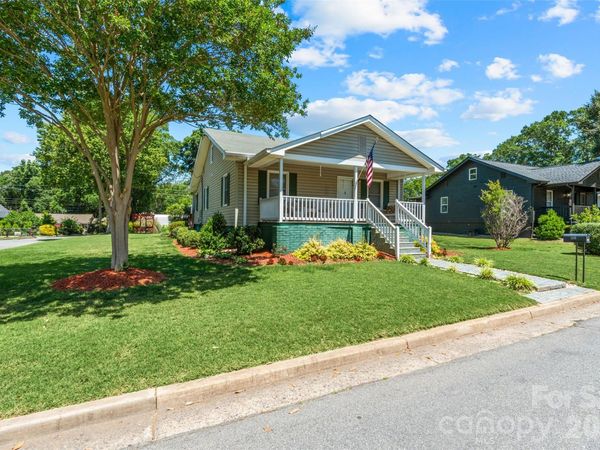 116 Live Oak Avenue, Belmont, NC 28012