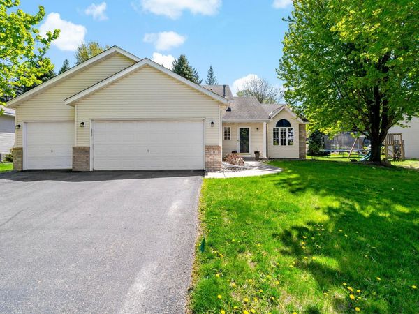 15111 Appaloosa Trail NE, Prior Lake, MN 55372
