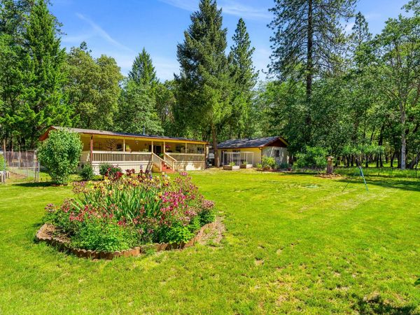 521 Boyer Road, Grants Pass, OR 97526