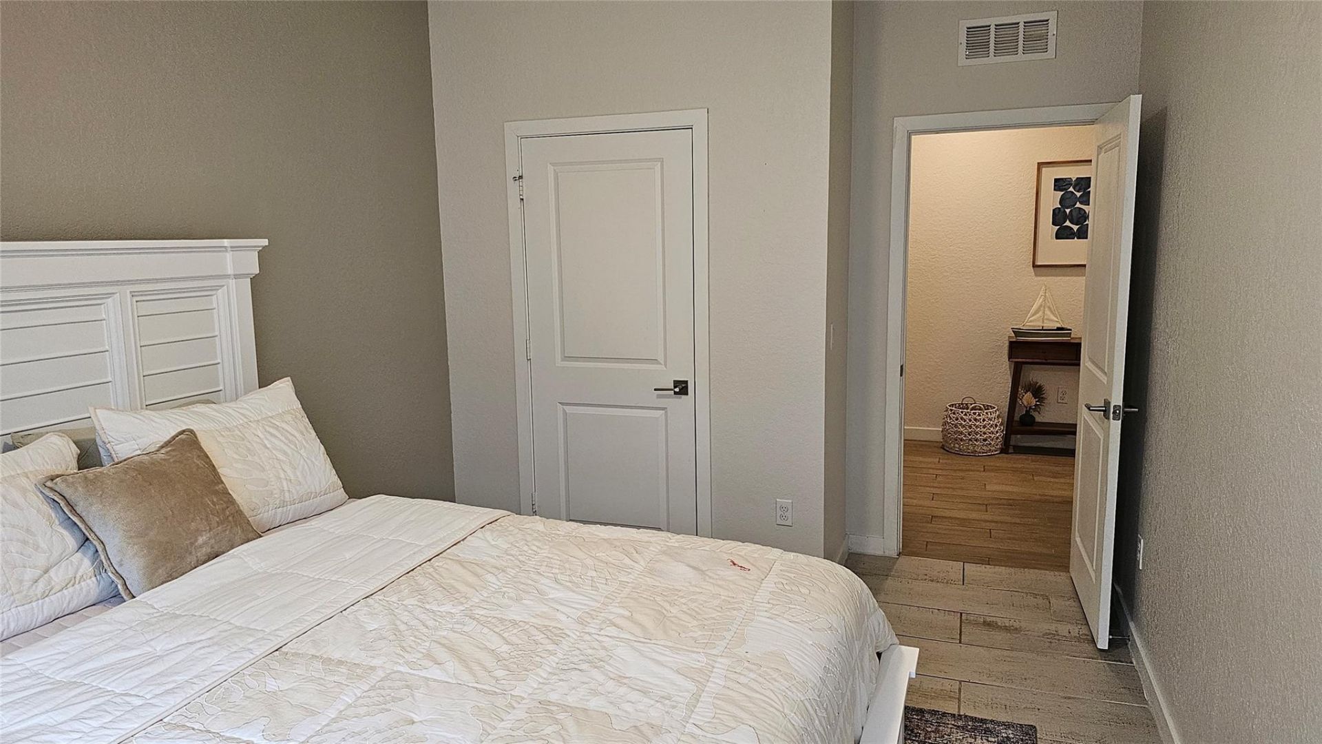 3034 NE Skyview Lane, Jensen Beach, FL 34957 Photo
