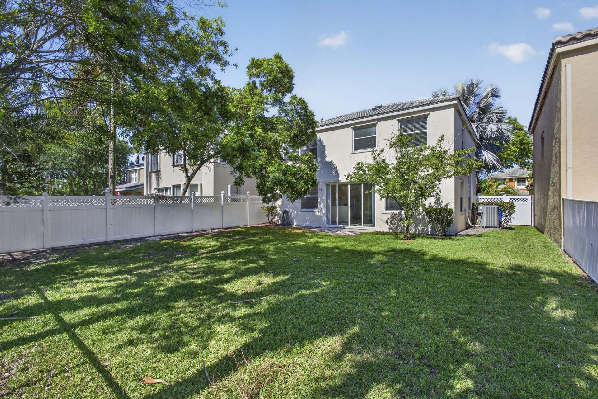 1104 Oakwater Drive, Royal Palm Beach, FL 33411 Photo