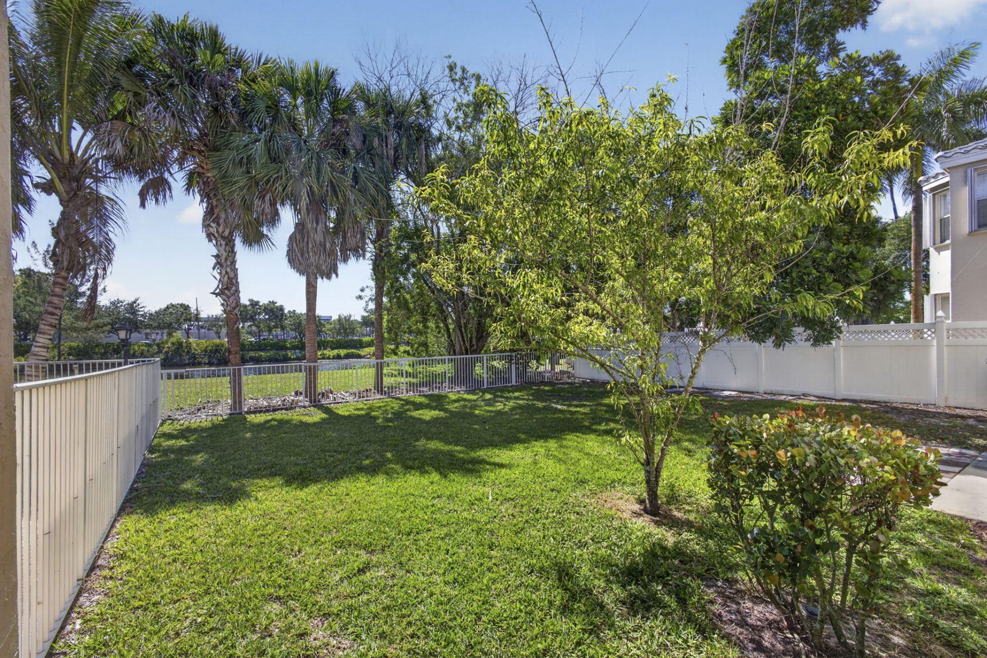 1104 Oakwater Drive, Royal Palm Beach, FL 33411 Photo