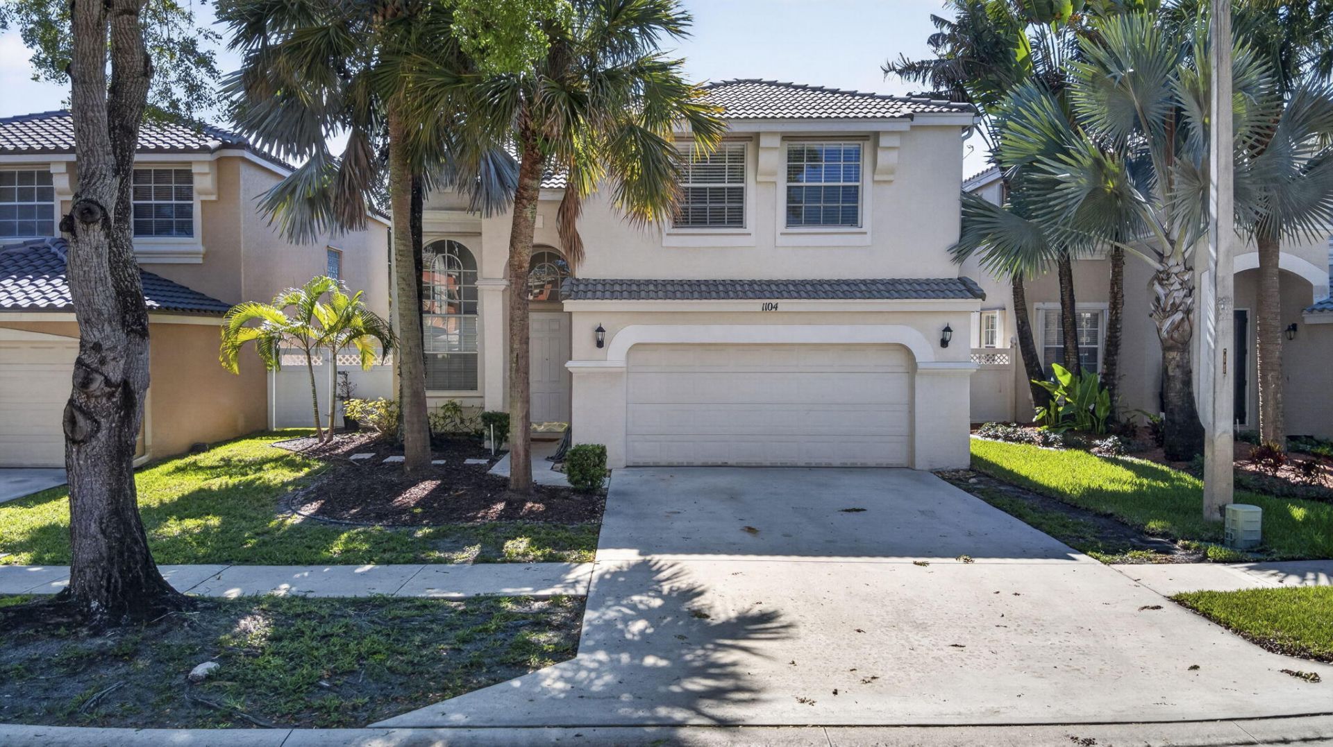 1104 Oakwater Drive, Royal Palm Beach, FL 33411 Photo