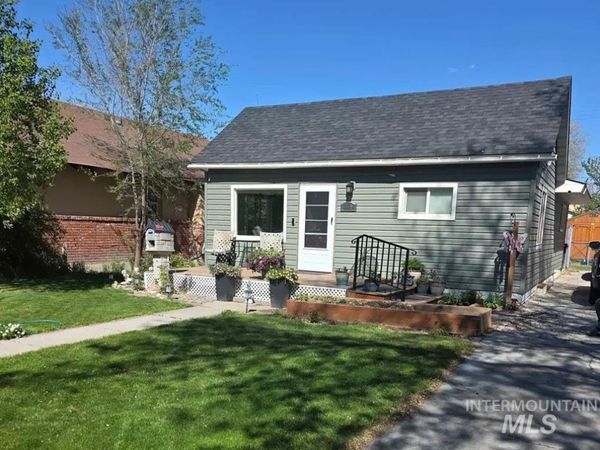1519 Miller Ave, Burley, ID 83318