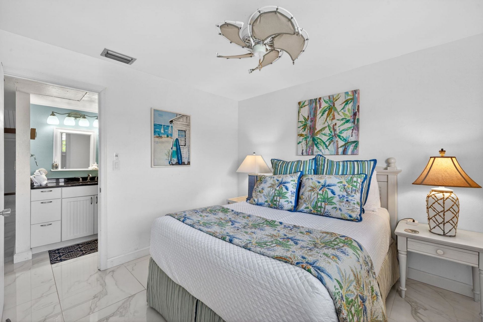 1250 Tennisplace Ct, Unit D33, Sanibel, FL 33957 Photo