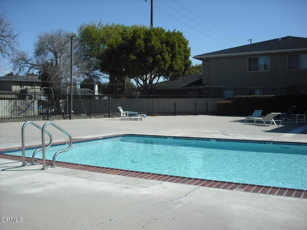 660 W Hemlock Street, Port Hueneme, CA 93041 Main Photo