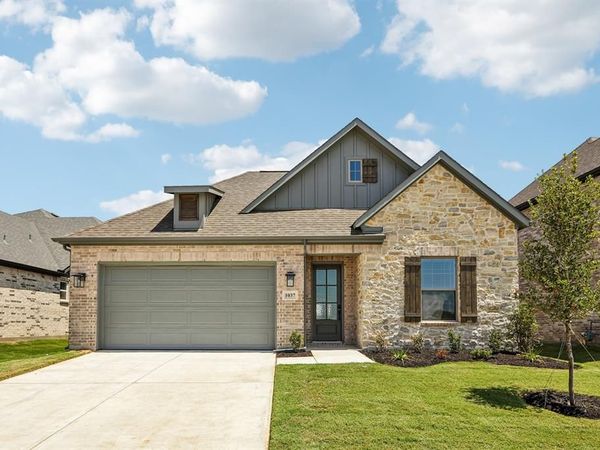 1037 Clayton Street, Aubrey, TX 76227